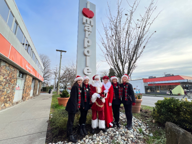 Happy holidays in Marpole when Santa and Mrs. Claus celebrate Christmas in Marpole Village, along with the fabulous Fandango Quartet.